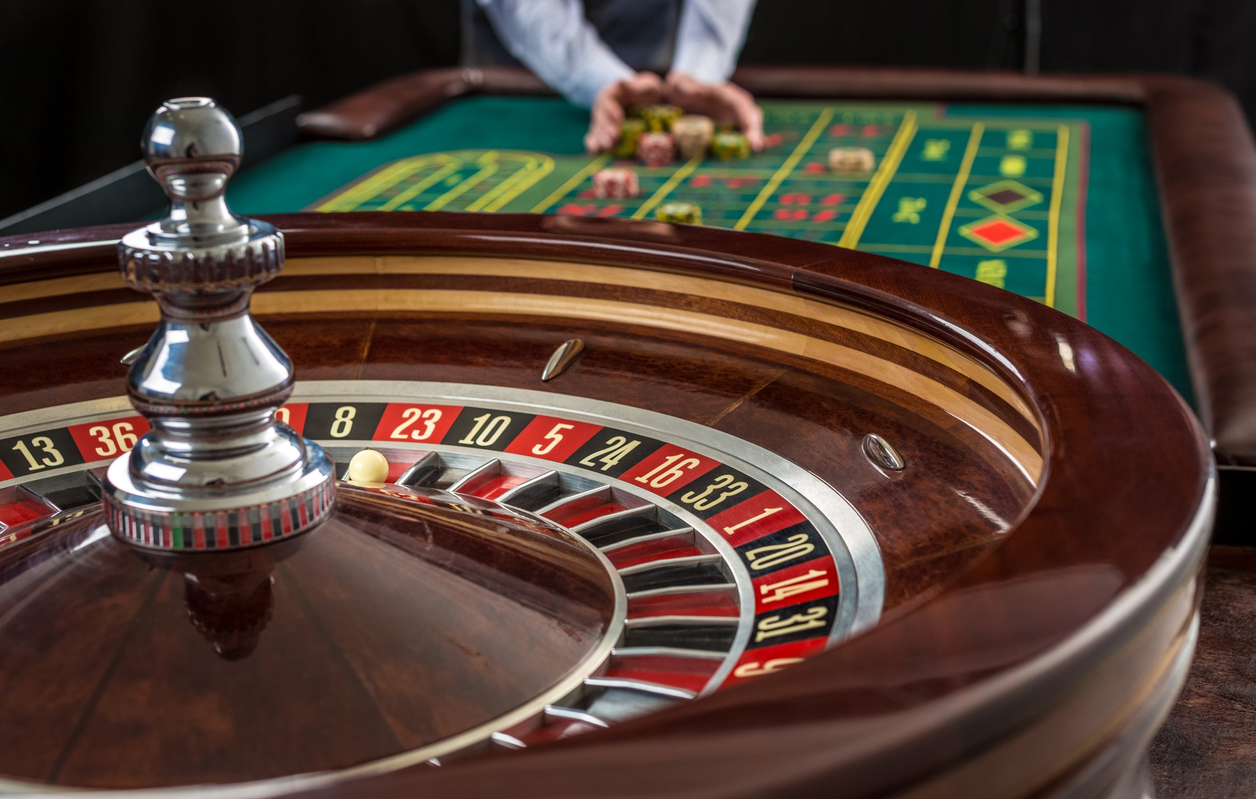 979 အွန်လိုင်း ကတ်ဂိမ်း Baccarat Live Table MMK ငွေသွင်းကစားနည်း